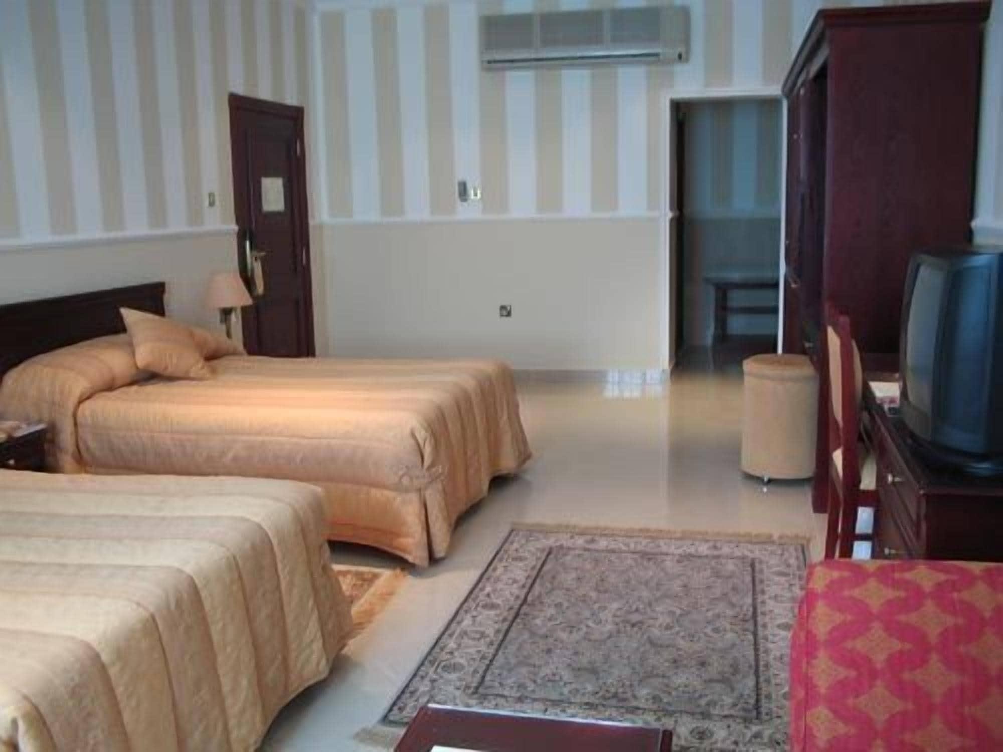 Al Bustan Hotel Доха Екстер'єр фото